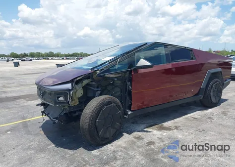 2024 Tesla Cybertruck All-Wheel Drive from USA, damaged, VIN 7G2CEHED9RA013864